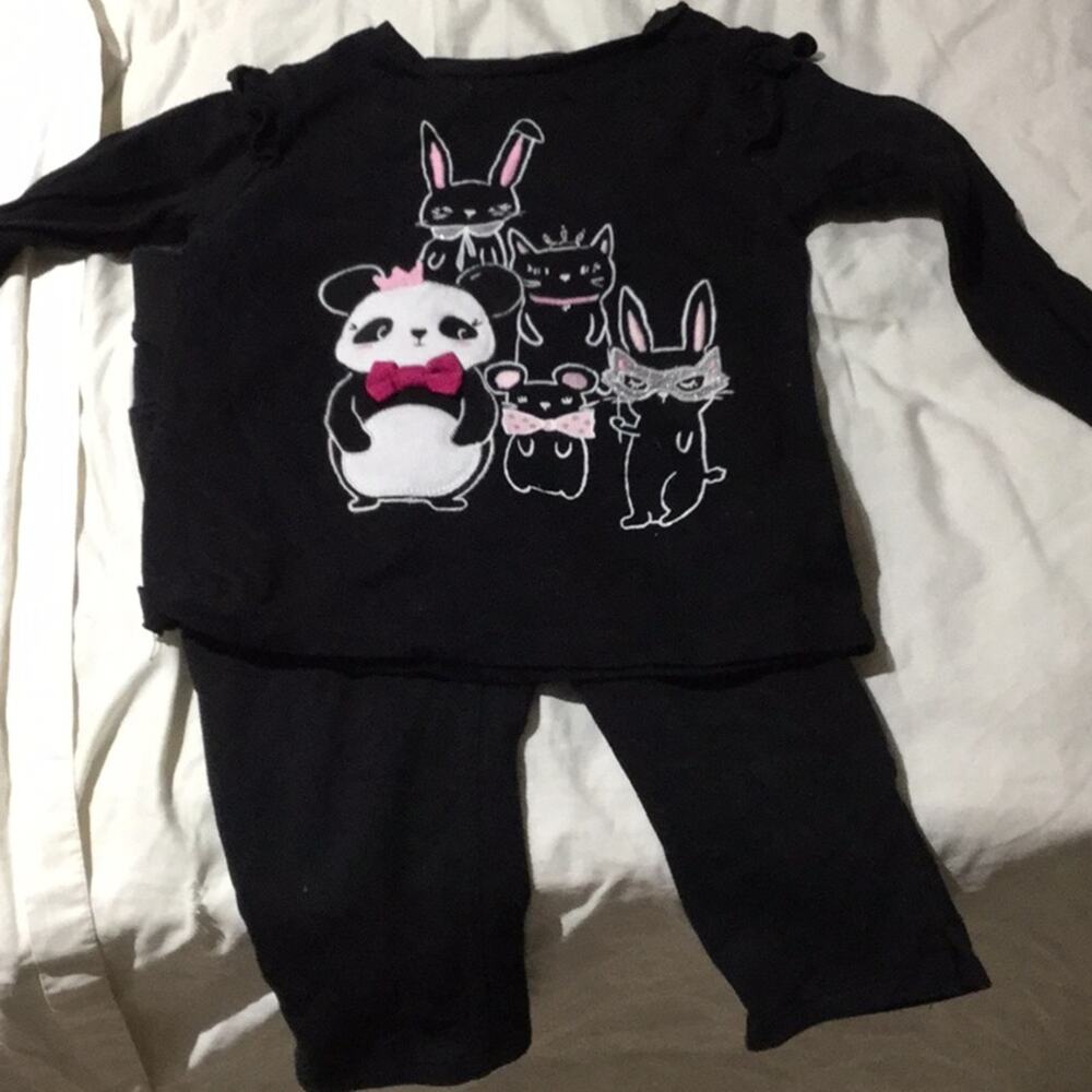 3t cotton t w/Capri pants bundle black worn once
